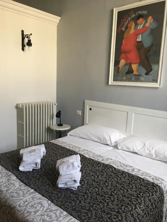 In The Center Of Florence Hotel ภายนอก รูปภาพ