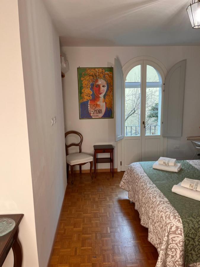 In The Center Of Florence Hotel ภายนอก รูปภาพ