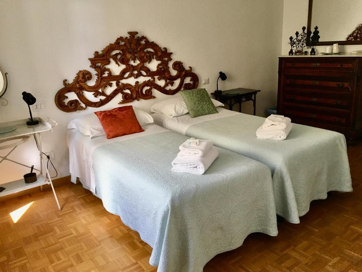In The Center Of Florence Hotel ภายนอก รูปภาพ